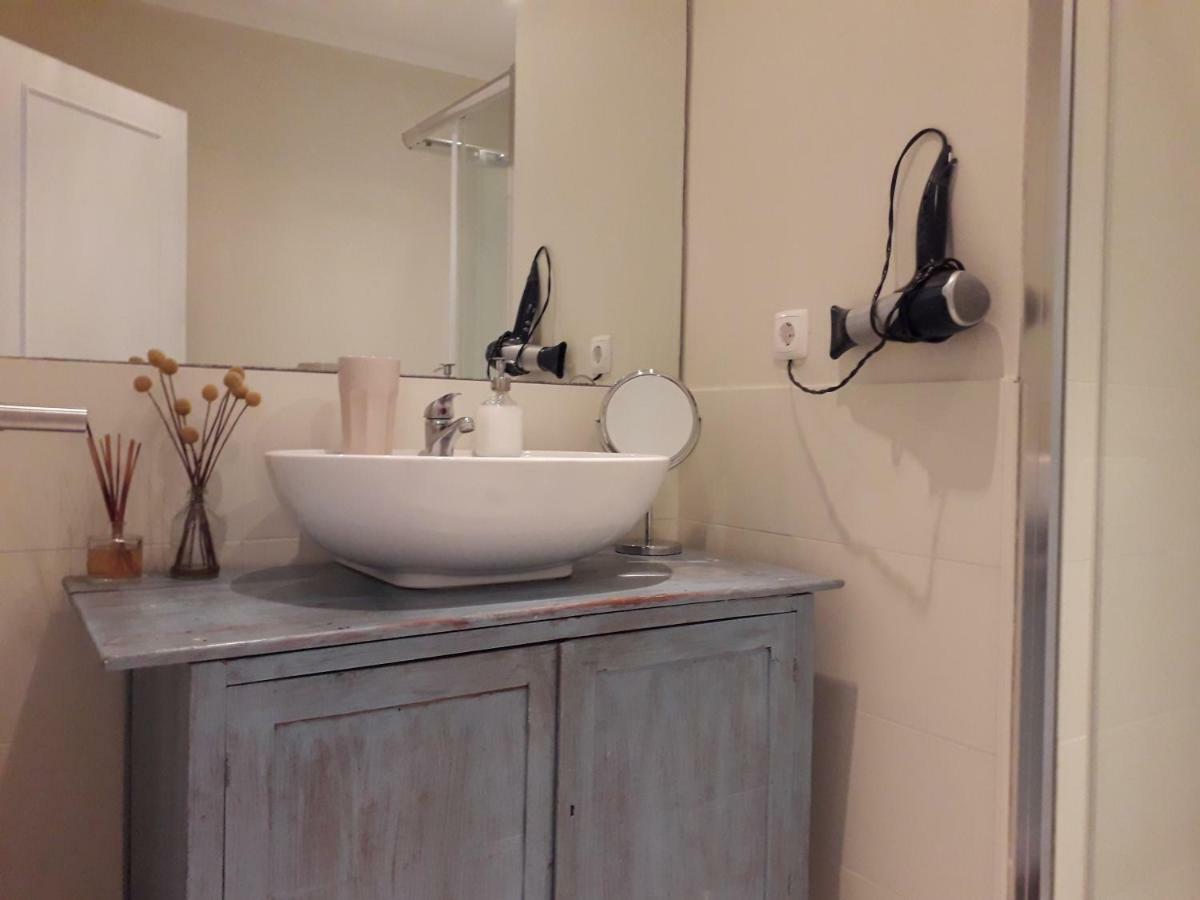 Peaceful Top Floor Apt W Balconies - Cambridge Right - Ac Фуншал Екстериор снимка